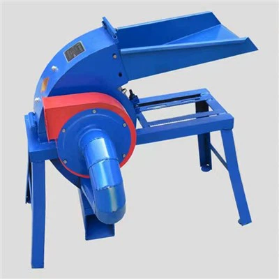 Molienda de heno para vacas